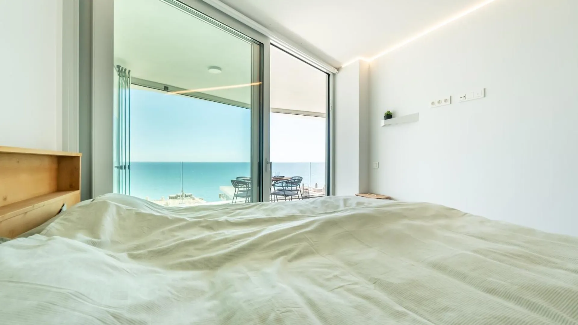 푸엔히롤라 Amazing Sea Views - The Wave Ii, Pool And Sea View 아파트